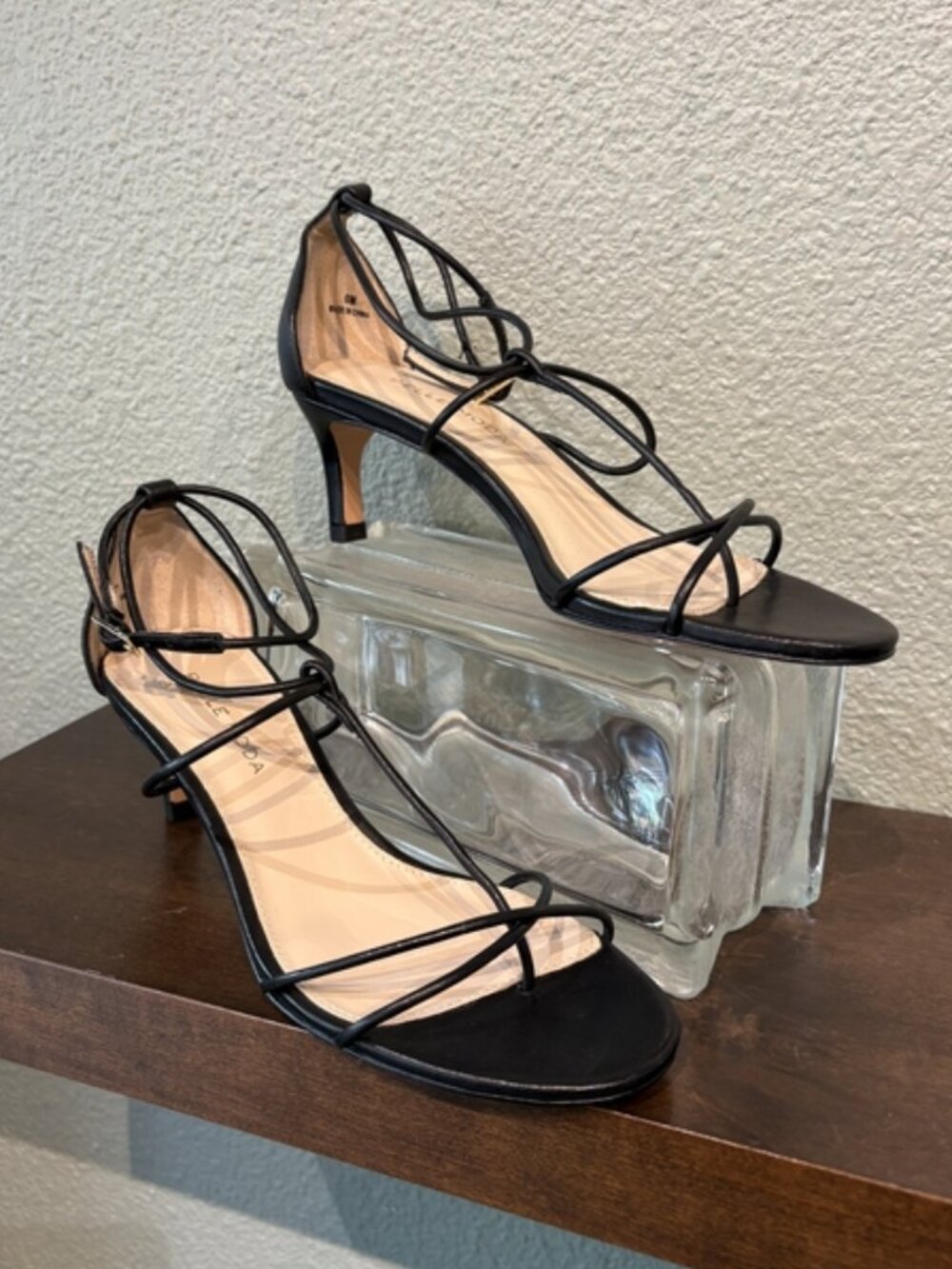 Pelle Moda Ura Black